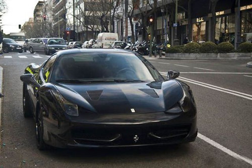 サッカーのスーパースターたちの車04