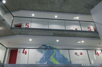 ガスタンク・マンション08