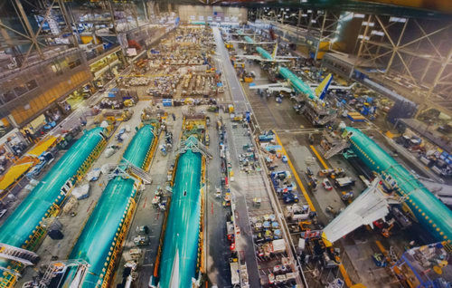 川に落ちていた飛行機08