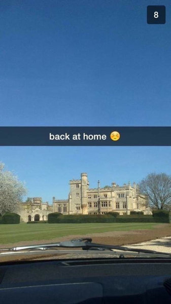 超リッチな子息 048