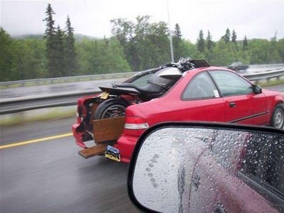 独創的過ぎる車06