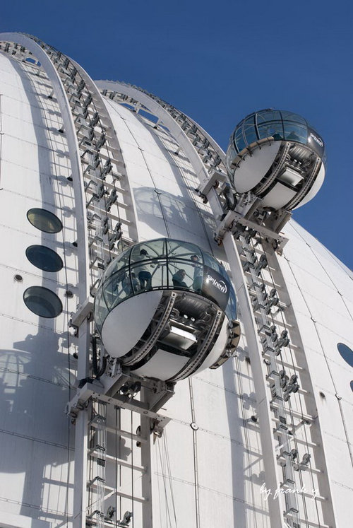 変わった11のエレベーター06