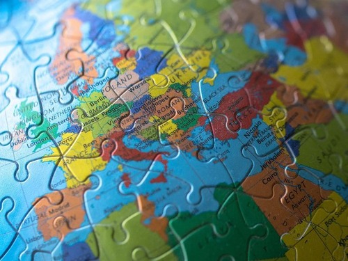 ヨーロッパ各国で英語の「How」をなんて言うか…ひと目でわかる地図がこちら