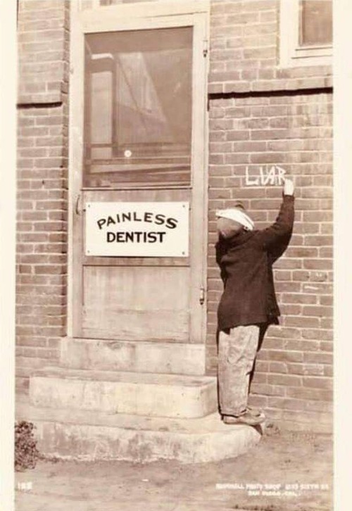 100ǯ���˻���Ԥη�ʪ����񤭤򤹤�01