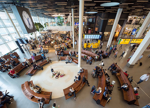 アムステルダム空港の手書き時計08