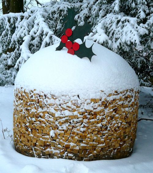 木材積みアート07