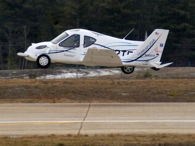 空飛ぶ車07