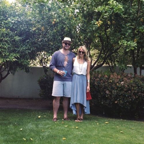 男女の服を交換03