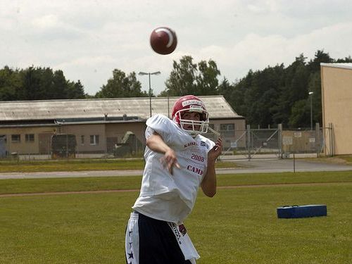 アメフトとサッカーとフットボール00