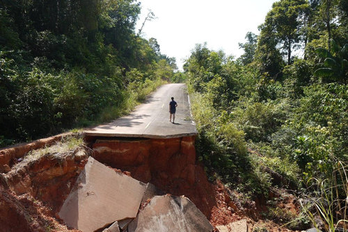 この先要注意06