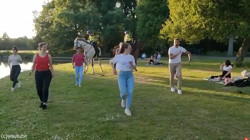 ���륵�������˻��ä��롢���������Ϥ˾�ä��ٴ�03