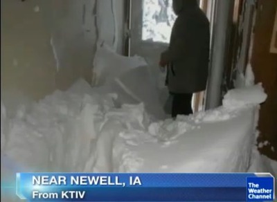 雪が家の中まで01