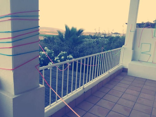 寝てる娘の前に50mのストロー07