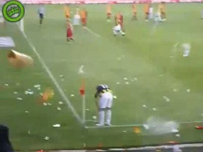 戦争みたいなコーナーキック