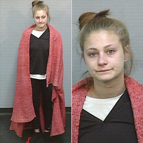 逃亡中のティーンエイジャーが警察に連絡した理由01