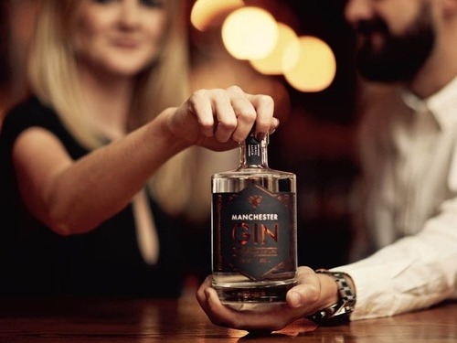 エリザベス女王は毎日アルコール4杯01