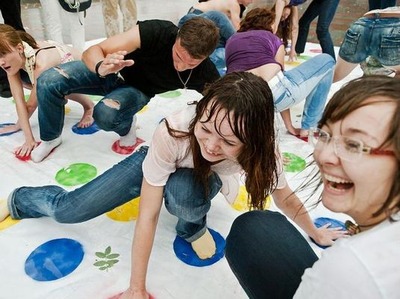 ツイスターゲーム14