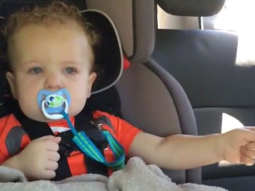 ファンキーな赤ちゃん04