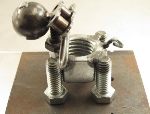 工具を溶接したアート06