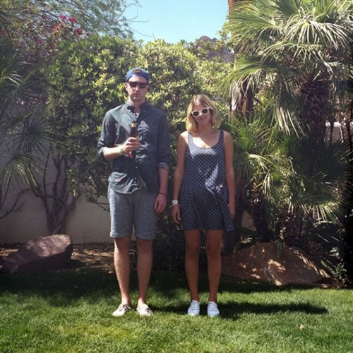 男女の服を交換01