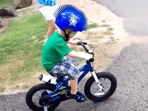 3Dプリンターで息子の義手を作るパパ05