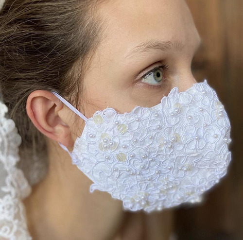 パンデミック中にいとこが結婚した01