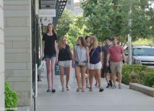 世界一足の長い17歳少女03