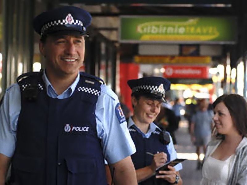 ニュージーランドには動物の警官がいる 制服姿がかわいい らばq ニュージーランドには動物の警官がいる 制服姿がかわいい らばq