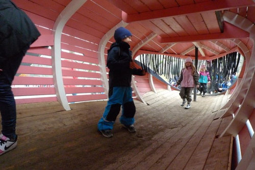 クールな遊具04