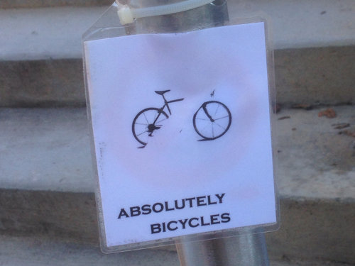 太陽と張り紙02