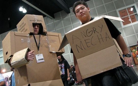 こんなのガンダムじゃないっ 外国人たちの無理やりなガンダム コスプレいろいろ らばq こんなのガンダムじゃないっ 外国人たちの無理やりなガンダム コスプレいろいろ らばq