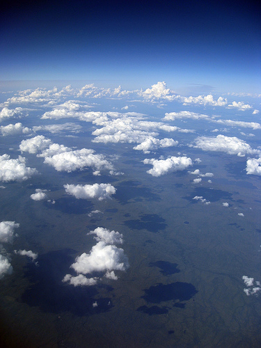 10地平線まで続くちぢれ雲