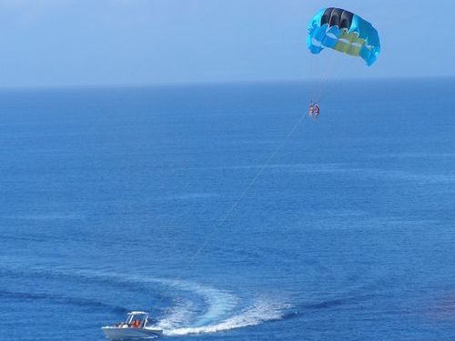 パラセーリングの記念写真00