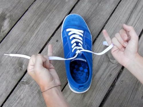 靴ひもの高速結び02