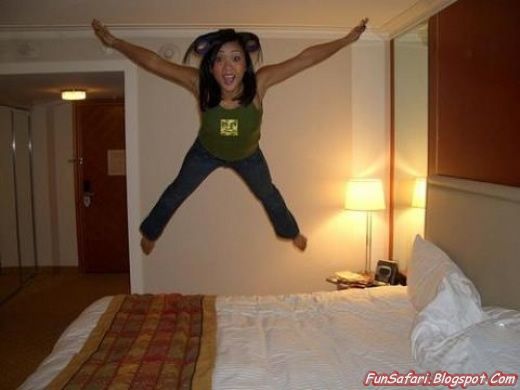 ベッドの上ではっちゃけた少女たちの写真10枚 らばq ベッドの上ではっちゃけた少女たちの写真10枚 らばq