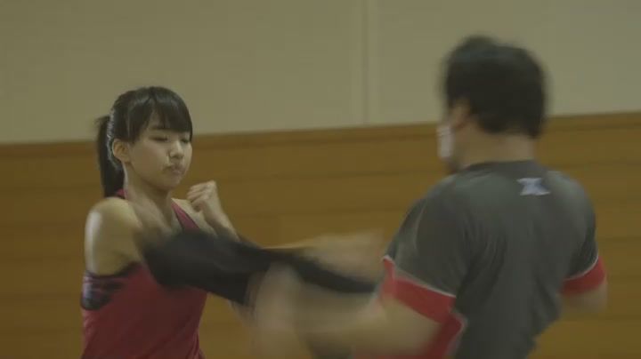 特殊防衛チームで一番強いのが美少女隊員 ウルトラマンx 坂ノ上茜 Part1 女が男を倒す映像を淡々と集める