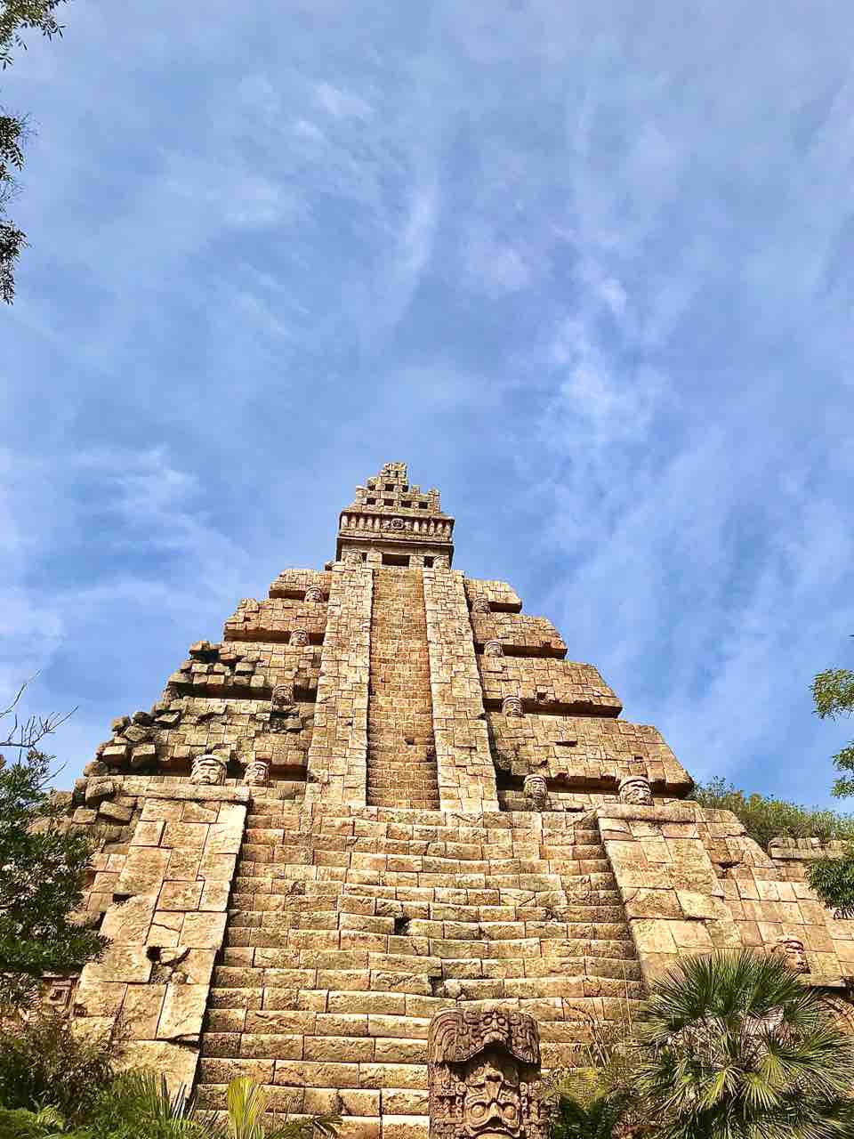 インディージョーンズ アトラクションの楽しみ方徹底解説&裏技 : 人生