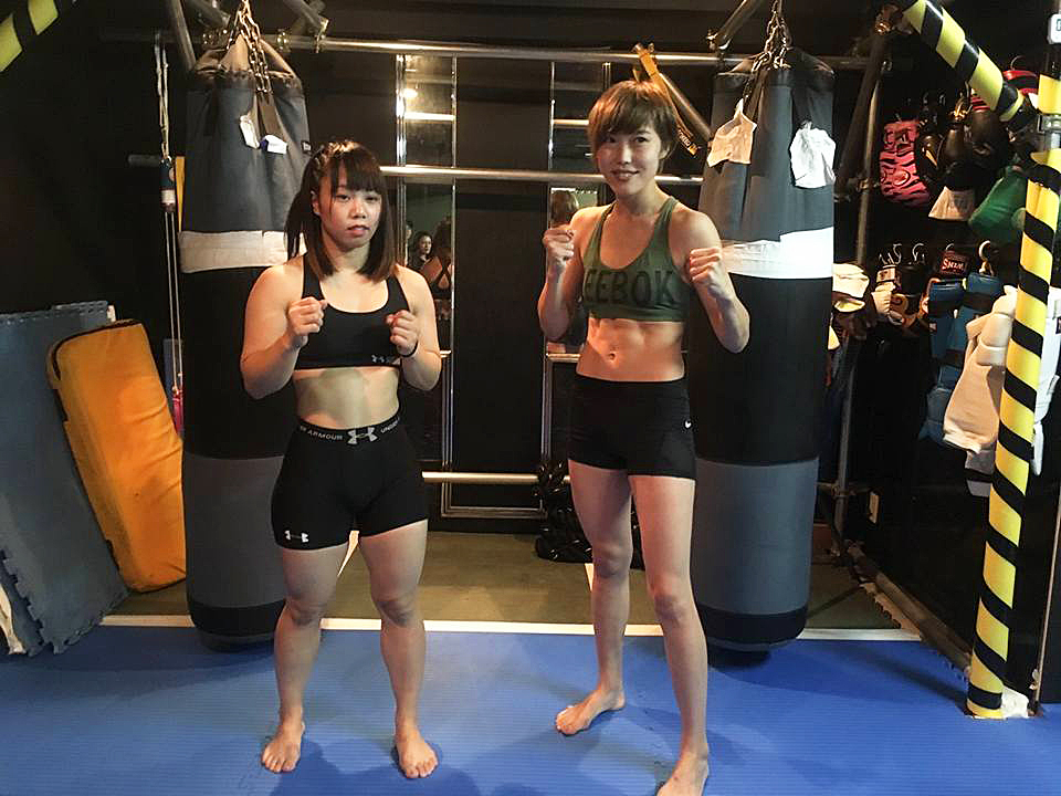 難波が4rko防衛 赤林檎vs青野ひかるはドロー 試合結果 難波久美vsジョン スルギ Ico認定西日本フライ級タイトルマッチ 赤林檎vs青野ひかる 9 18 Acf30th Lady Go