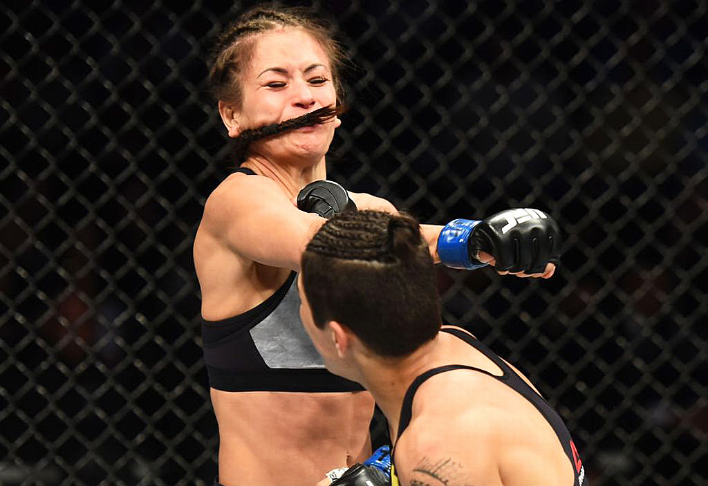 ジェシカ アンドラージが1rtko タティアナ スアレス アイリーン アルダナが勝利 試合結果 アンドラージvsコバケビッチ エスパルザvsスアレス アルダナvsプディロヴァ 9 8 Ufc Lady Go