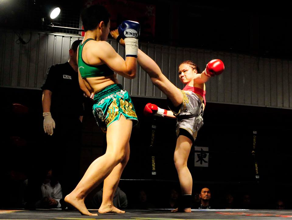 水野志保が判定勝ち 試合結果 難波久美vs水野志保 2 15 Fighting Team A Toys Challenge Fight 2 道頓堀アリーナ大会 Lady Go