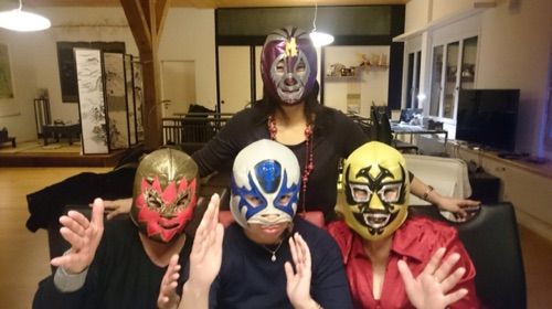 メキシコ ルチャドーラーな妻達 すっぴん 母ちゃん