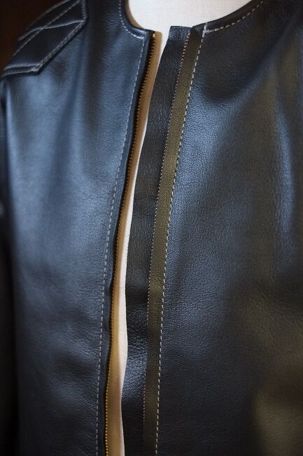 納めさせていただきました。 LANGLITZ LEATHERS 