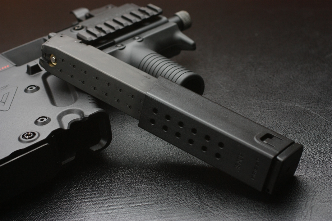 Kriss Super Vシステムもしっかり再現！KSC（KWA） GBB KRISS