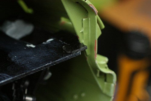 アクリルパネルで修正