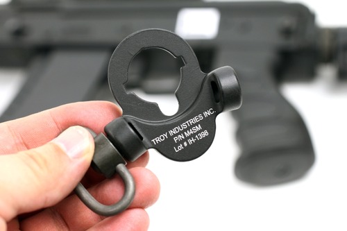 スタンダード電動ガン向けのトロイタイプ バトルスリングマウント