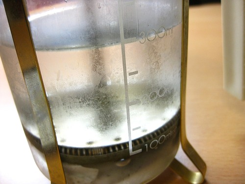 きんきんに冷えた水を