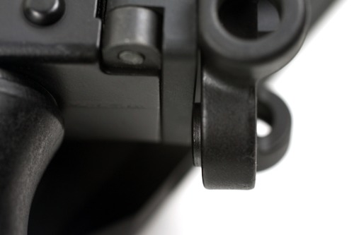 ズレ防止の突起が邪魔