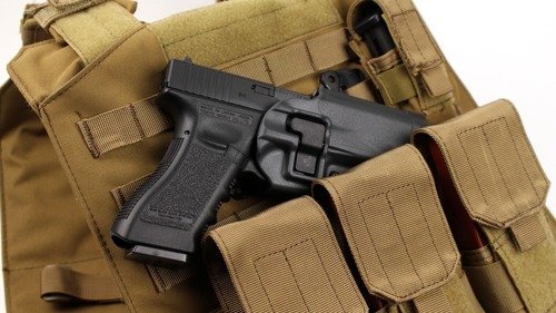 タクティカルベストに取付け