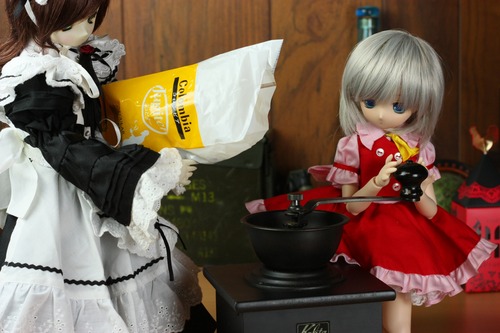 豆挽きドールズ