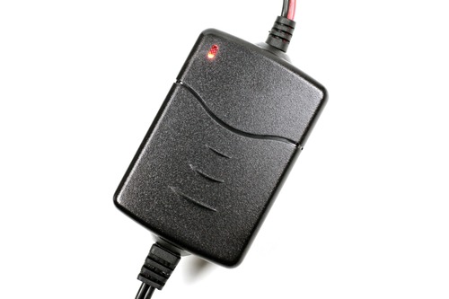 充電時はインジケーターが赤色